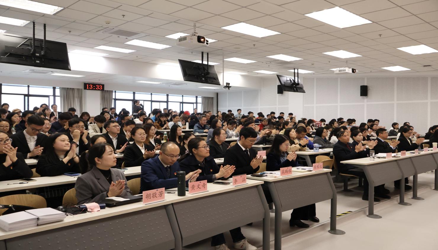 f48528d2edd2cf4d9e1fe5872785887