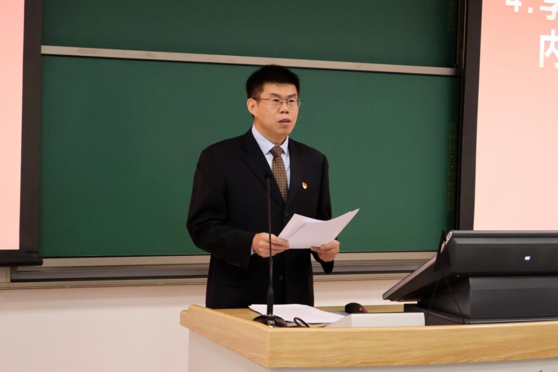 2de74340d1aeb13c3eba7b4739c1469